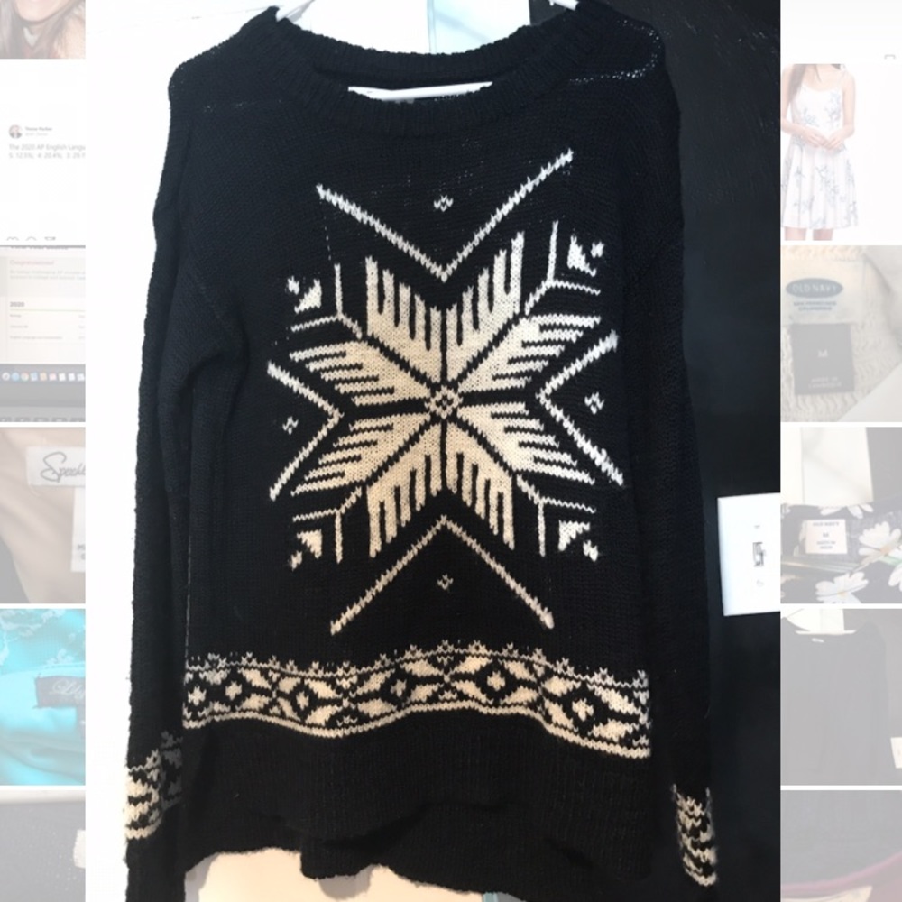 Black Abercrombie and Fitch sweater